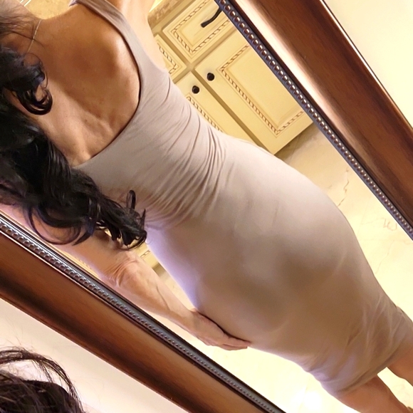 WINDSOR Sleek Beige Bodycon Dress, M - Picture 10 of 16